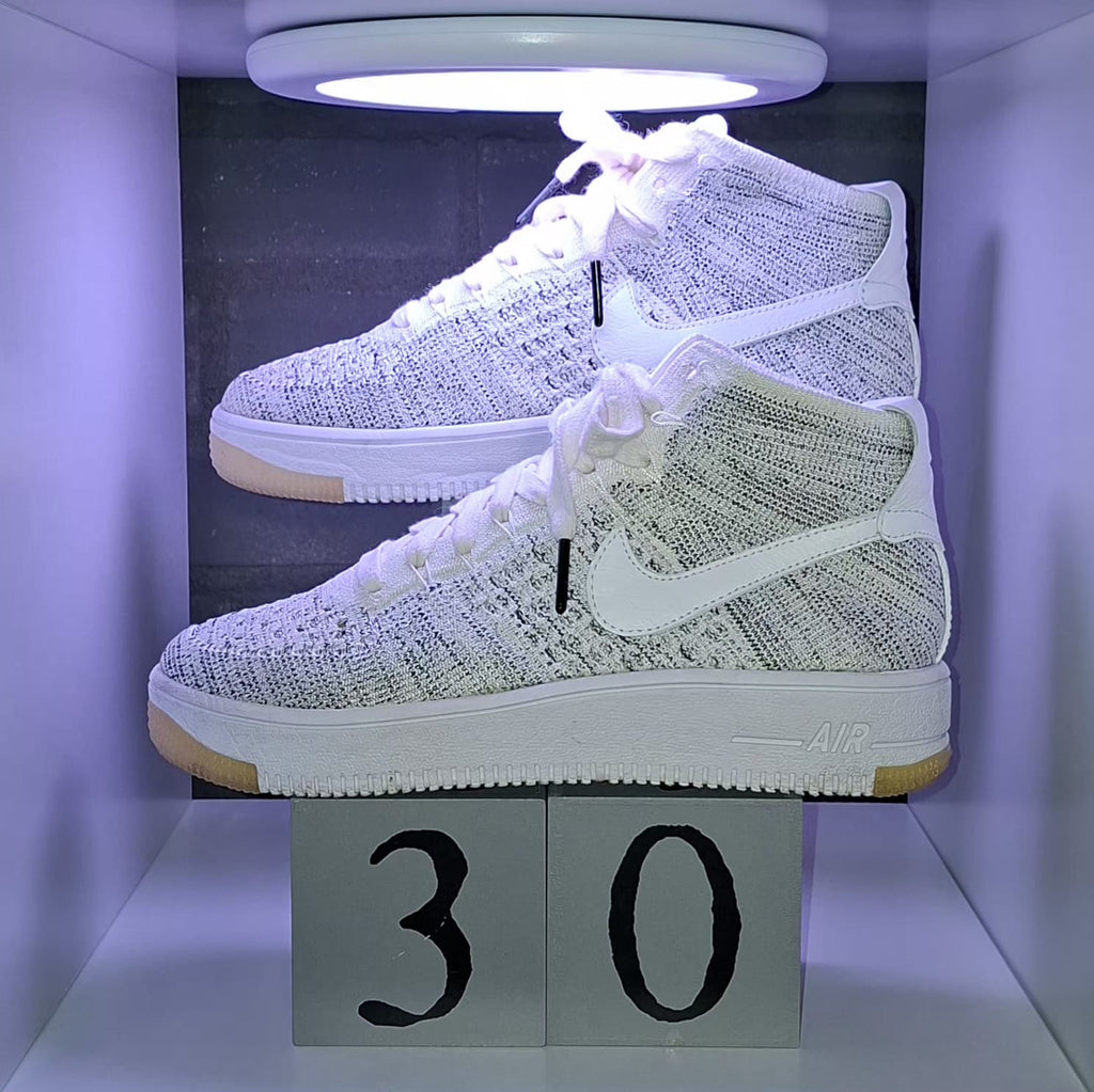 Nike Air Force 1 Flyknit - Maat 36,5 - 23 CM - Totaalprijs : 30,00€