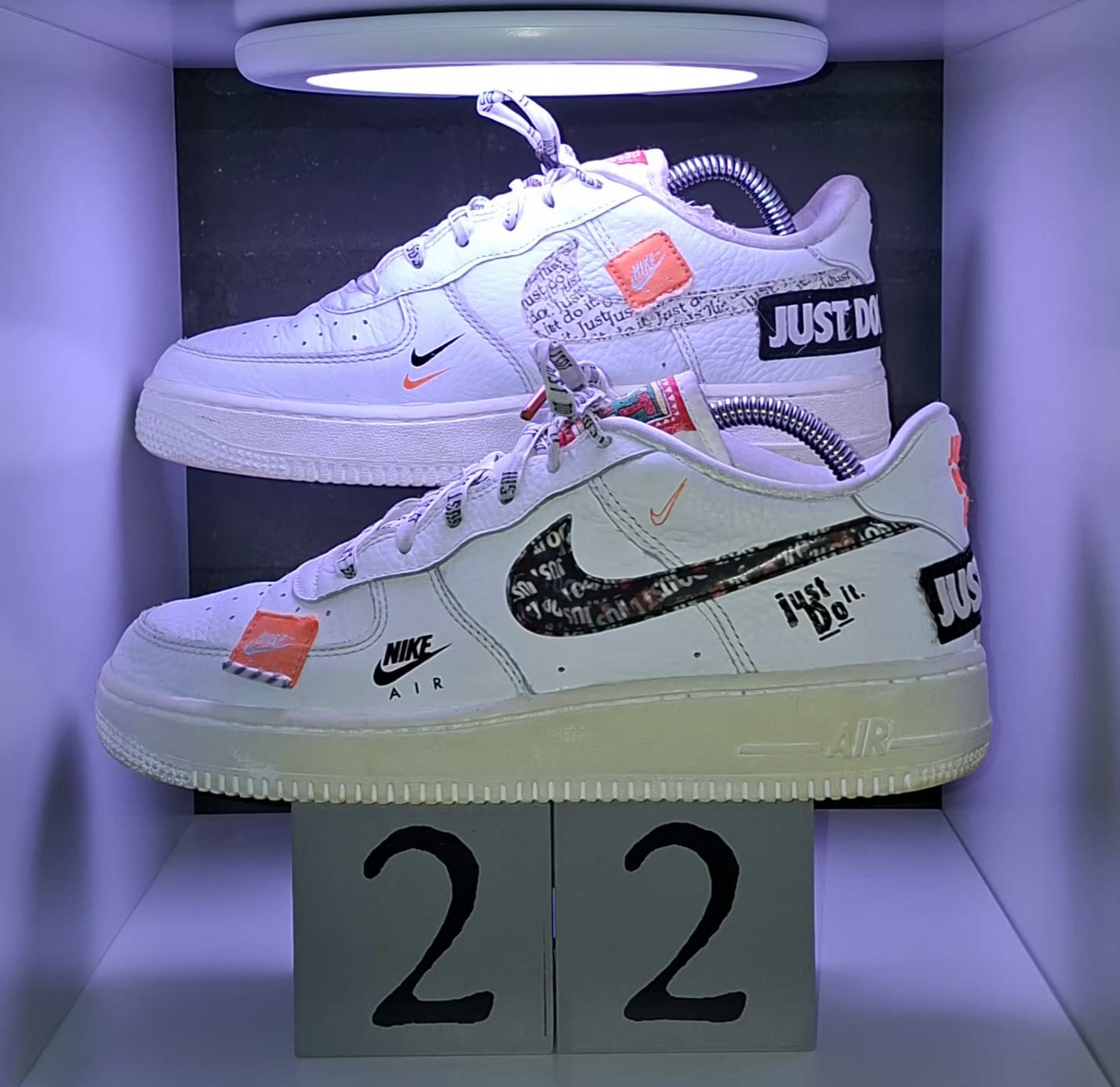 Nike Air Force 1 Just Do It - Maat 38,5 - 24 CM - Totaalprijs : 22,00€