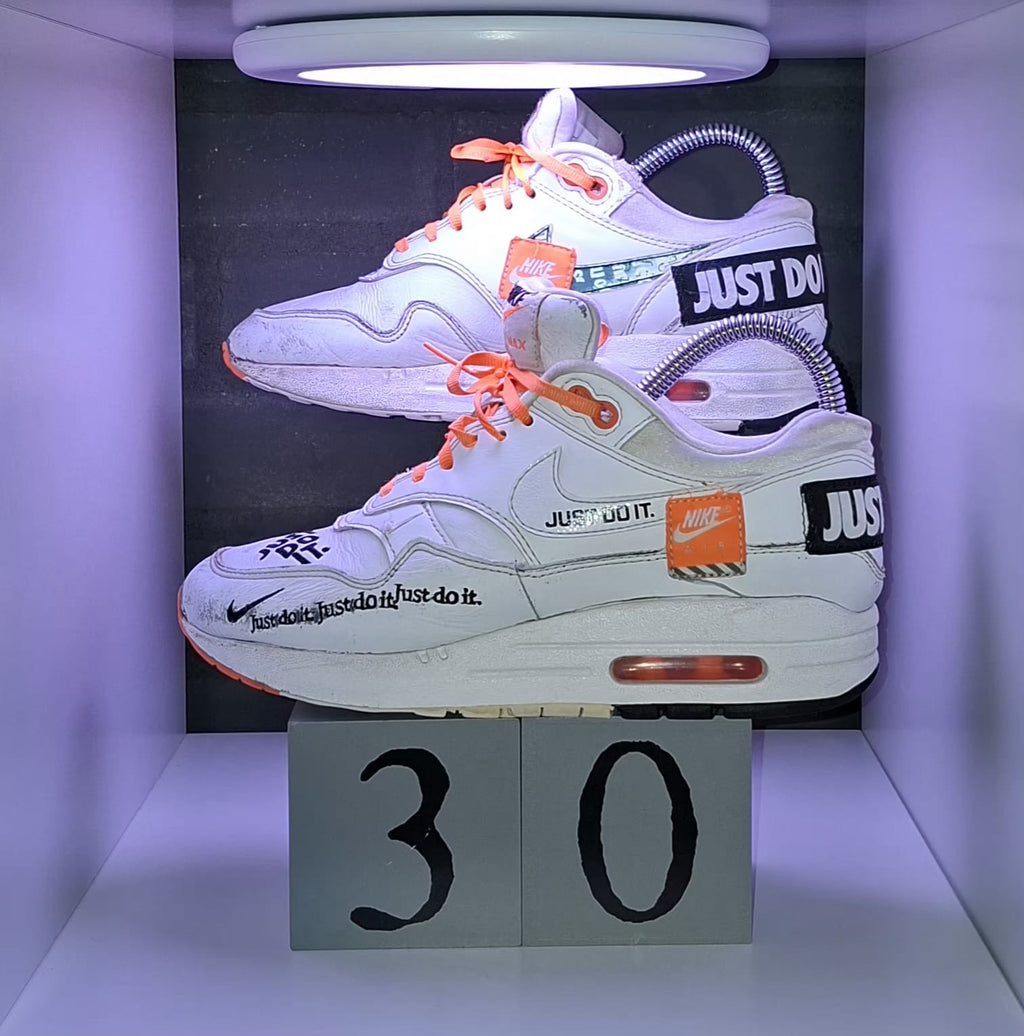 Nike Air Max 1 Just Do It - Maat 36 - 22,5 CM - Totaalprijs : 30,00€