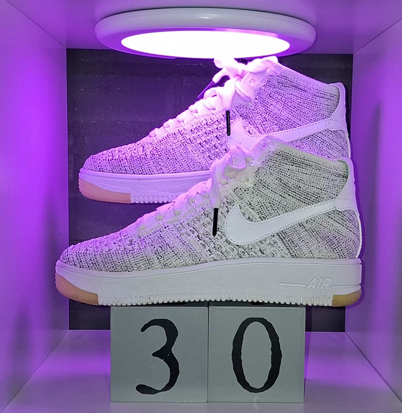 Nike Air Force 1 Flyknit - Maat 36,5 - 23 CM - Totaalprijs : 30,00€