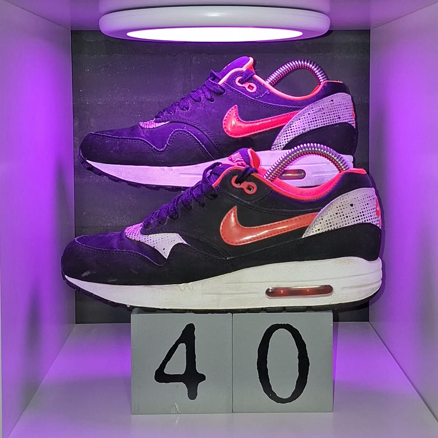 Nike Air Max 1 Valentine's - Maat 37,5 - 23,5 CM -Totaalprijs : 40,00€