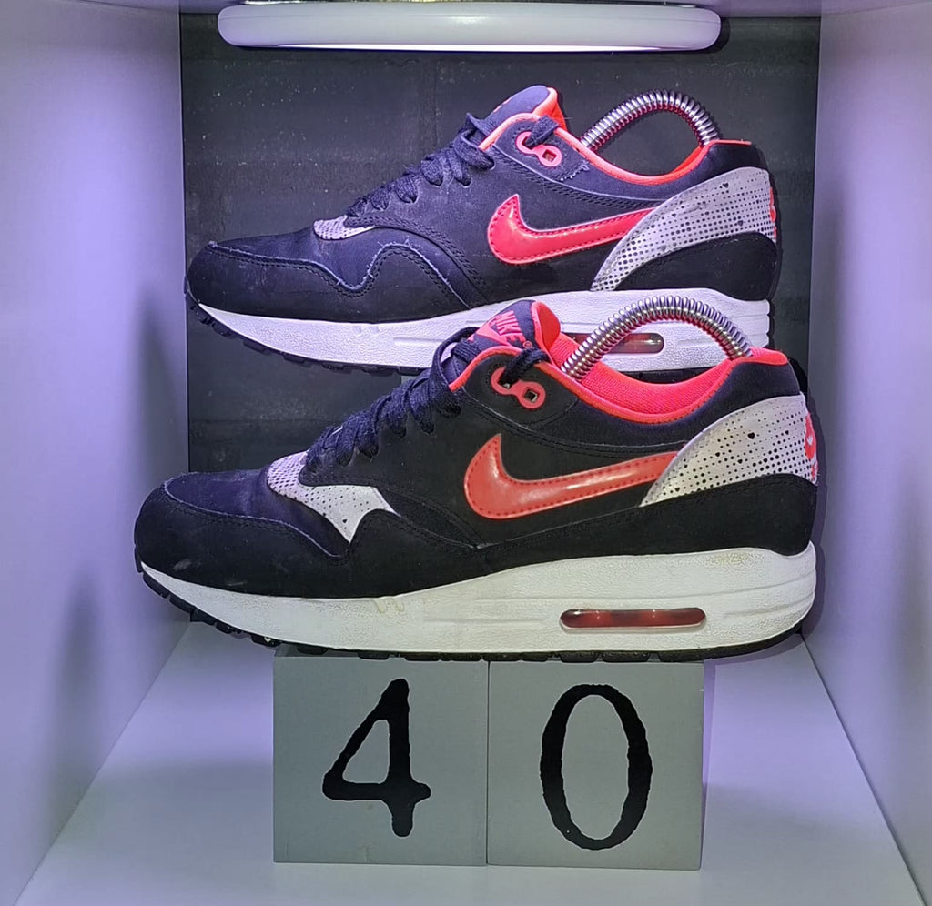 Nike Air Max 1 Valentine's - Maat 37,5 - 23,5 CM -Totaalprijs : 40,00€