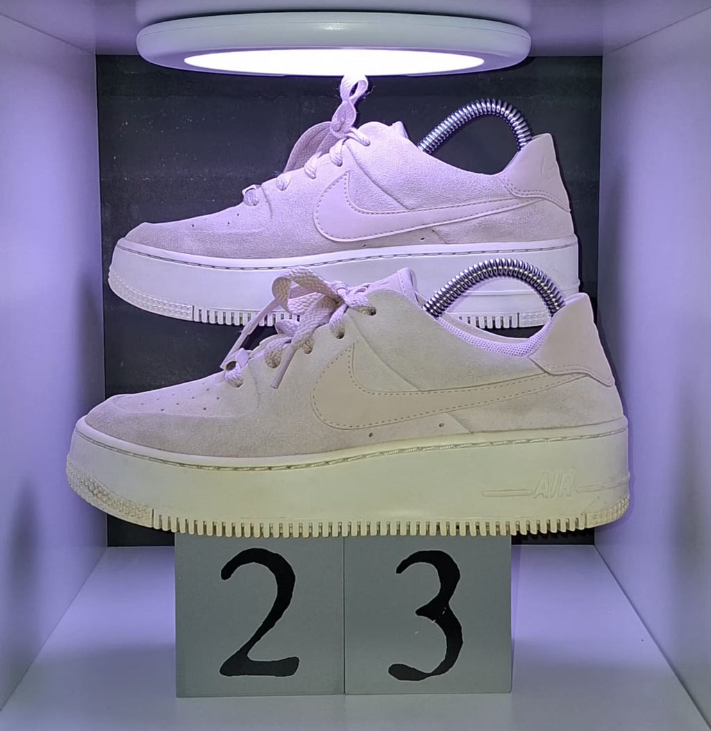 Nike Air Force 1 Sage Low - Maat 38 - 24 CM -Totaalprijs : 23,00€