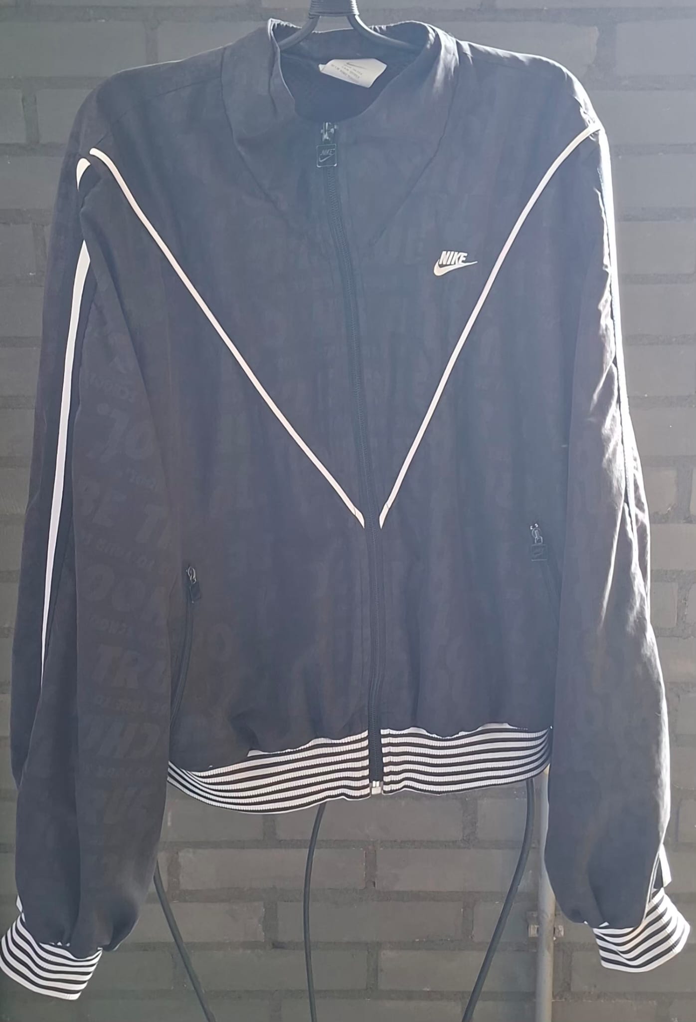 Nike Air Sweater- Maat S - Totaalprijs : 17,00€