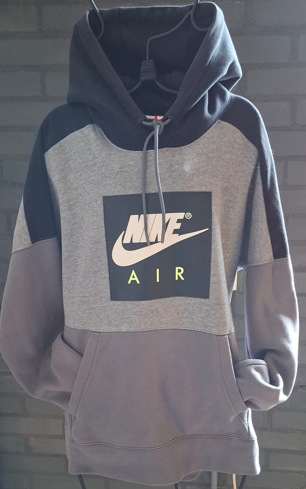 Nike Air Sweater- Maat M - Totaalprijs : 19,00€